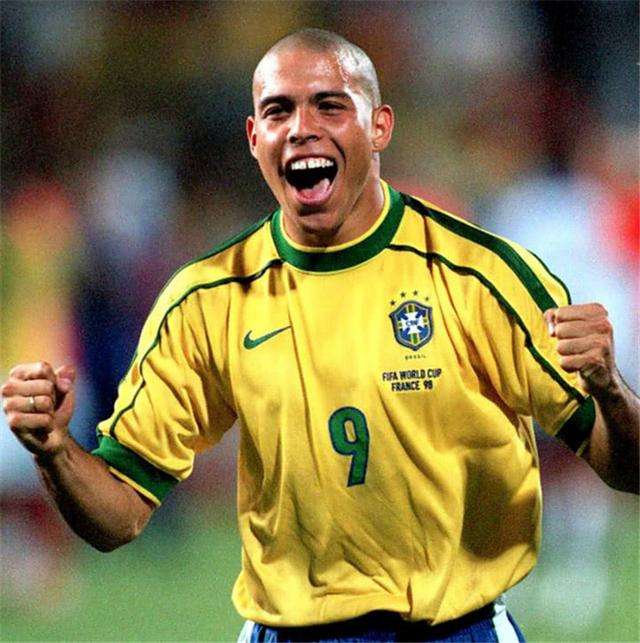 或许你不看足球就不懂足球的魅力,或许你不看足球也不懂得遗憾