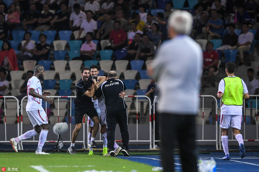 主席被囚17年+球员中10枪+核心被炸死，足球是巴勒斯坦活着的声音