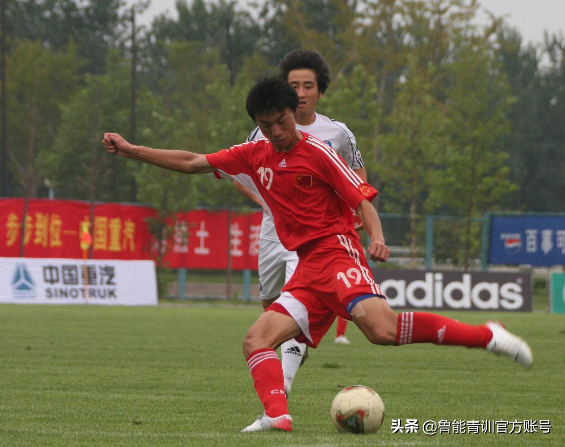 足球郑铮,郑铮亚冠出场