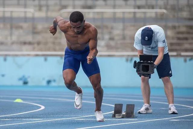 英国4x100运动员在东奥服用的是什么神药？