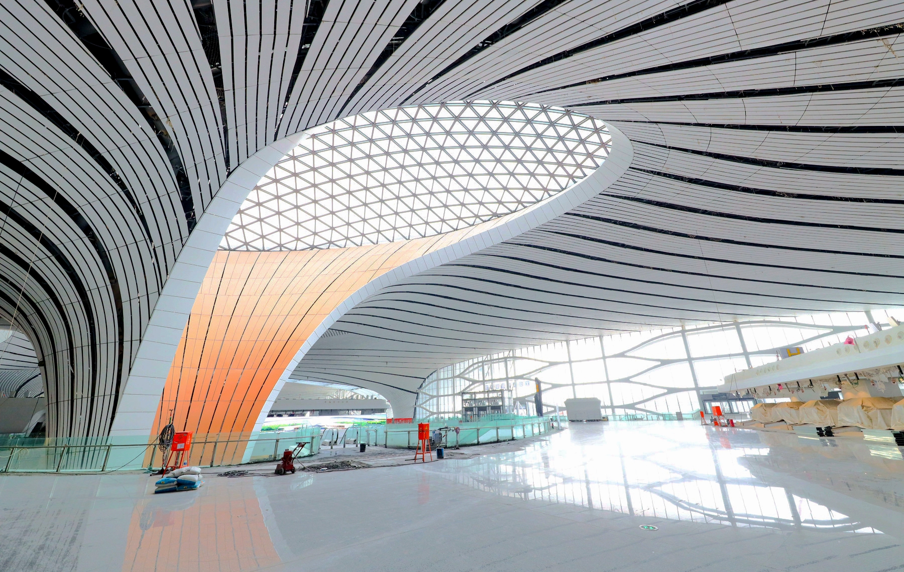 大兴机场超级工程中国人的自豪,共和国超级工程