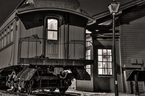 爱迪生如何成为最伟大的人,爱迪生的逆袭经历