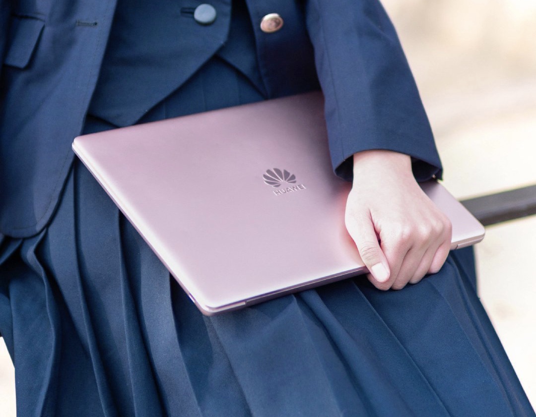 华为matebookxpro2021和2022款,推荐笔记本大学生用轻薄本