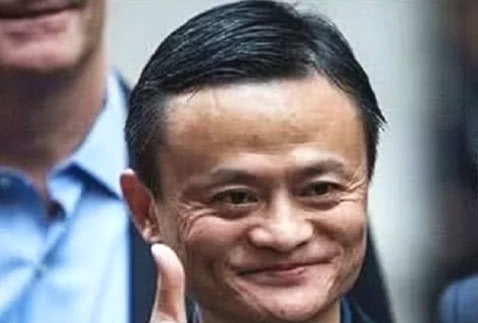 马云字迹曝光，外行人嫌弃，内行人却夸：字迹飘逸，价值连城