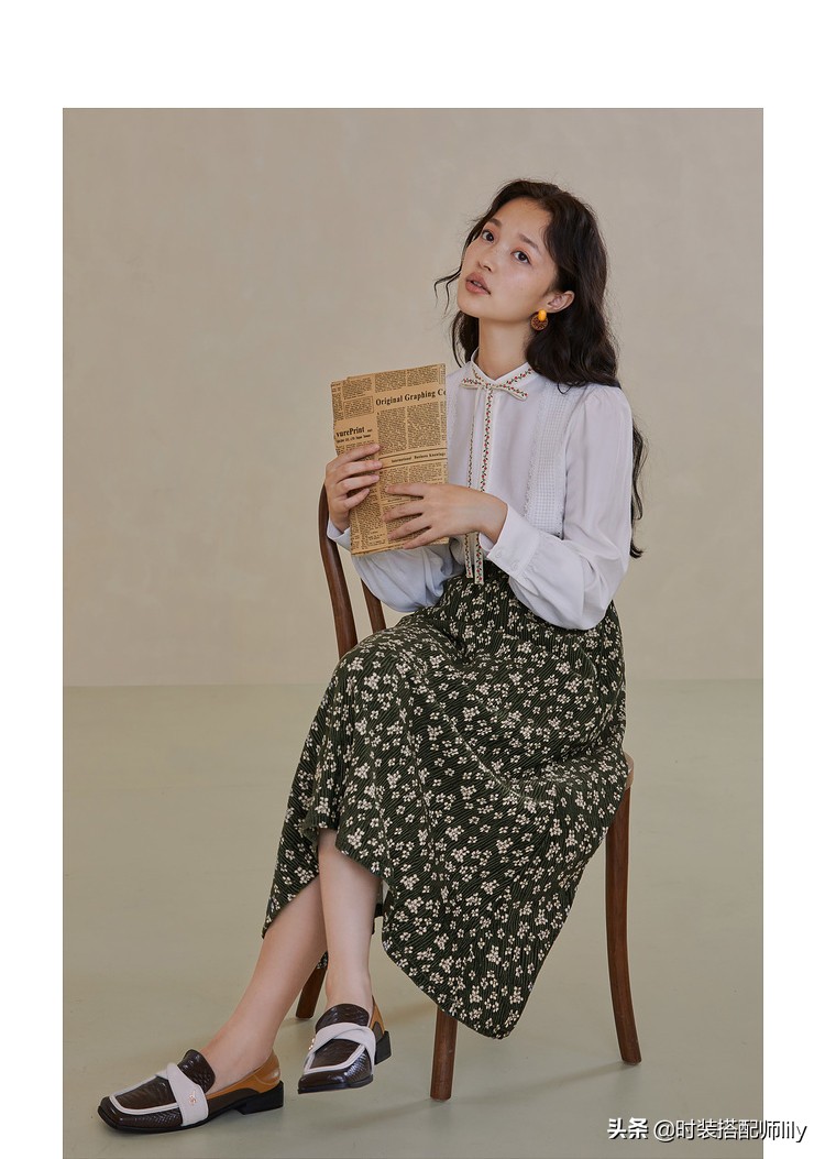 你的衣服有点结，画龙点睛之笔“仙女结”，美翻了整个秋季