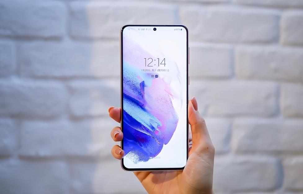 三星的曲面屏有什么优点,曲面屏手机都是坑吗