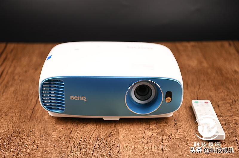优派px701-4k和明基tk800m哪个好,4k高清投影仪家庭影院