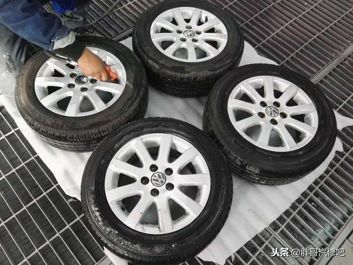 二手车轮毂翻新多少钱,车轮毂修复翻新多少钱