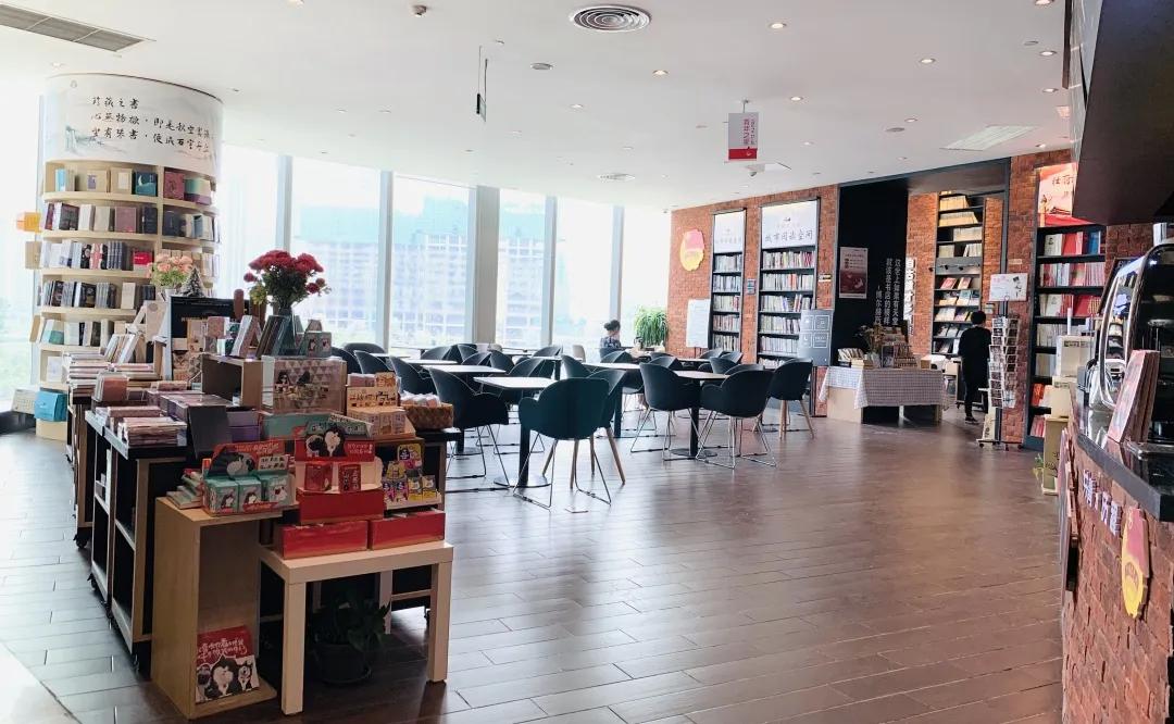 用阅读触摸成都｜在成都不能错过的10家书店（下）