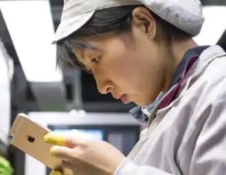 富士康为什么取代不了苹果,富士康是苹果在中国唯一代工厂吗