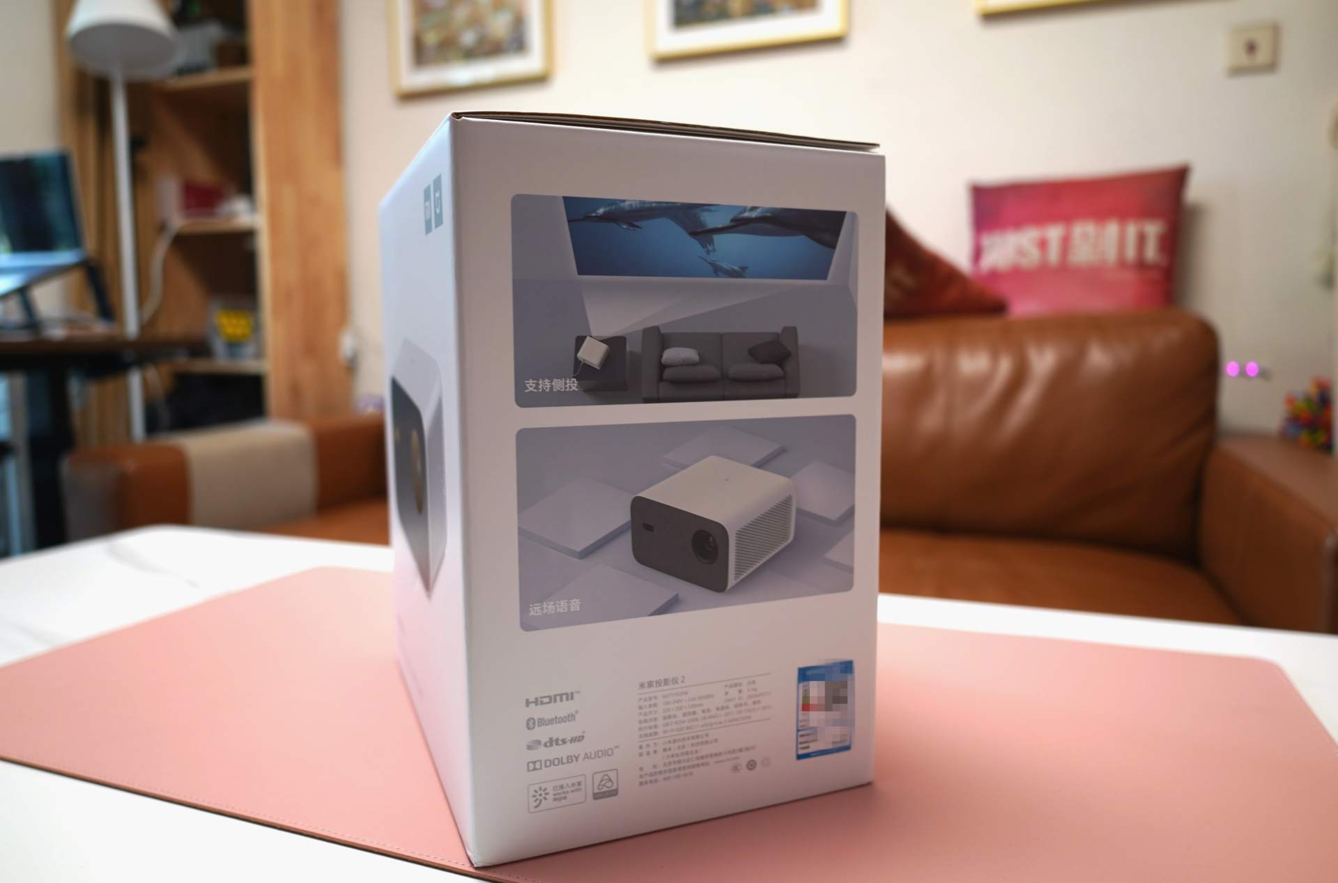 小客厅投影仪安装设计,客厅装个幕布不装投影仪