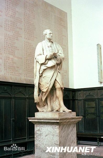 艾萨克·牛顿｜英国著名的物理学家，百科全书式的“全才”