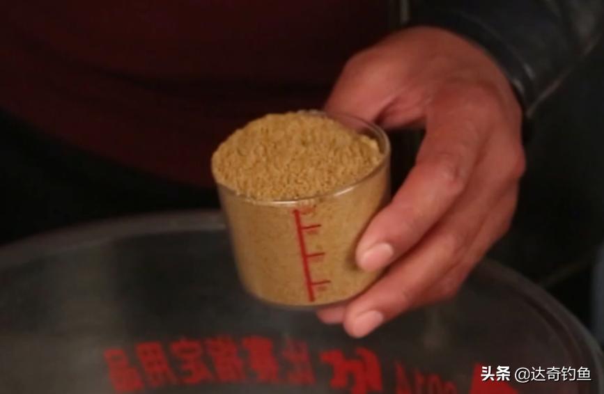 黑坑小黄面专用饵料是什么,小黄面用什么饵料最好