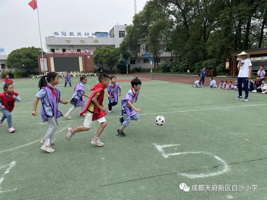 足球联赛暨校园足球,足球转动梦想