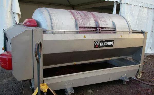 法国干红葡萄酒酿造过程,葡萄酒酿造过程