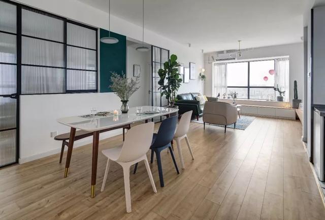 餐桌买什么样的好看又实用,餐桌桌垫一般用什么材质的好