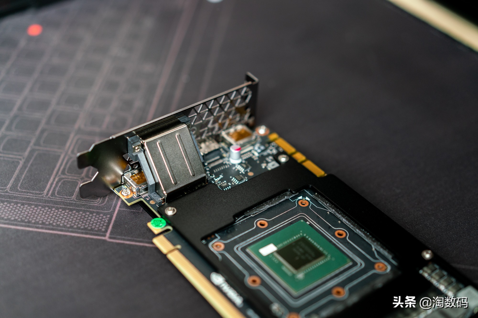 ￥1799买GTX1080全新显卡，你这让GTX1660Ti怎么活？还带一年保修