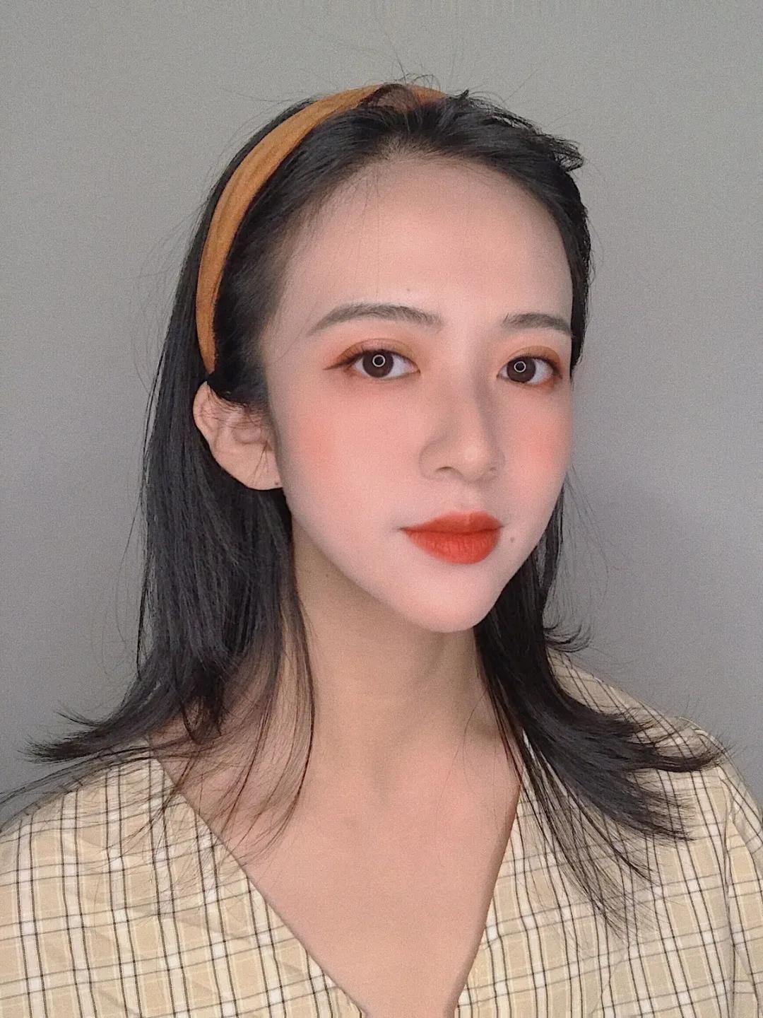 彩妆集合店wowcolour介绍,超大网红彩妆集合店wowcolour大连