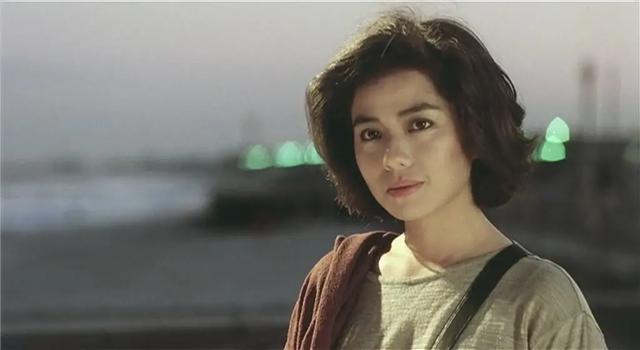 1987年,周润发32岁,钟楚红27岁,拍了一部难以超越的童话爱情