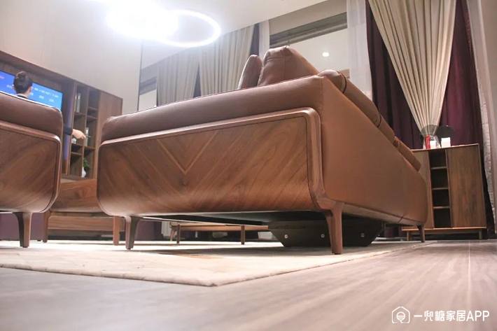 精选10款新中式真皮沙发组合推荐,实木沙发测评性价比