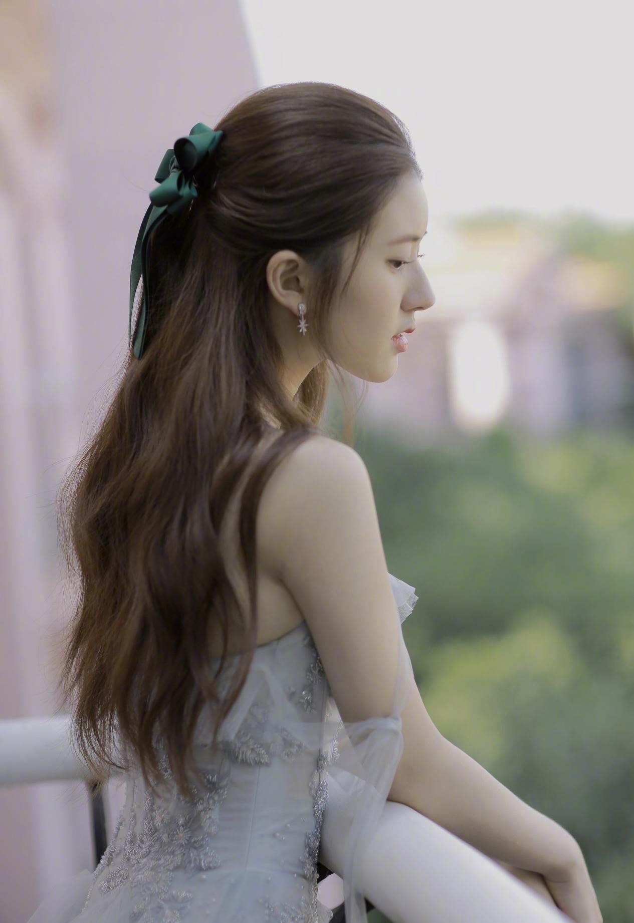 你的少女梦需要一款蝴蝶结，快get戚薇吴映洁Jennie赵露思同款吧