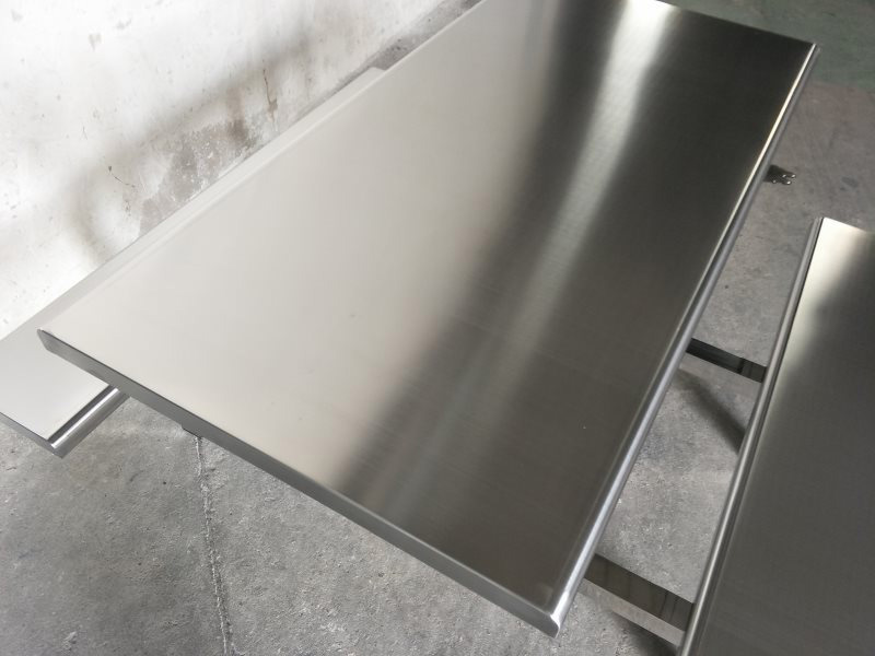 不锈钢食堂桌子制作视频,广东食堂不锈钢餐桌