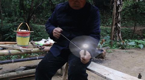 61岁中国大爷火爆油管！惹上亿老外关注：这是什么Chinese功夫