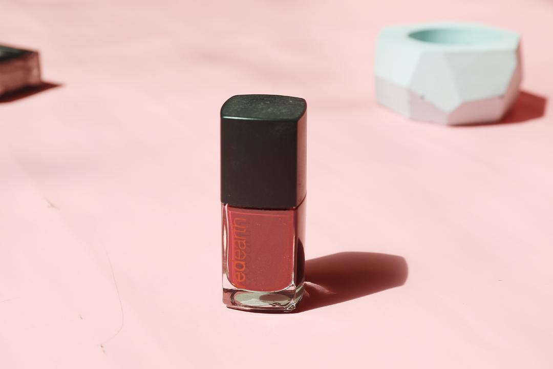 秋冬适合的指甲油颜色平价免烤,什么牌子的指甲油好用适合做美甲