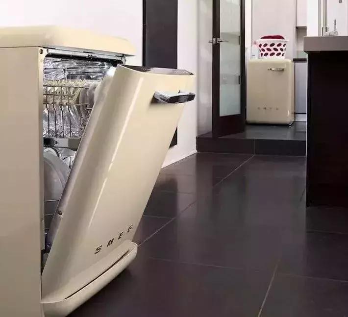 究竟是该怎样选择洗碗机好呢,小厨房应该选择怎么样的洗碗机