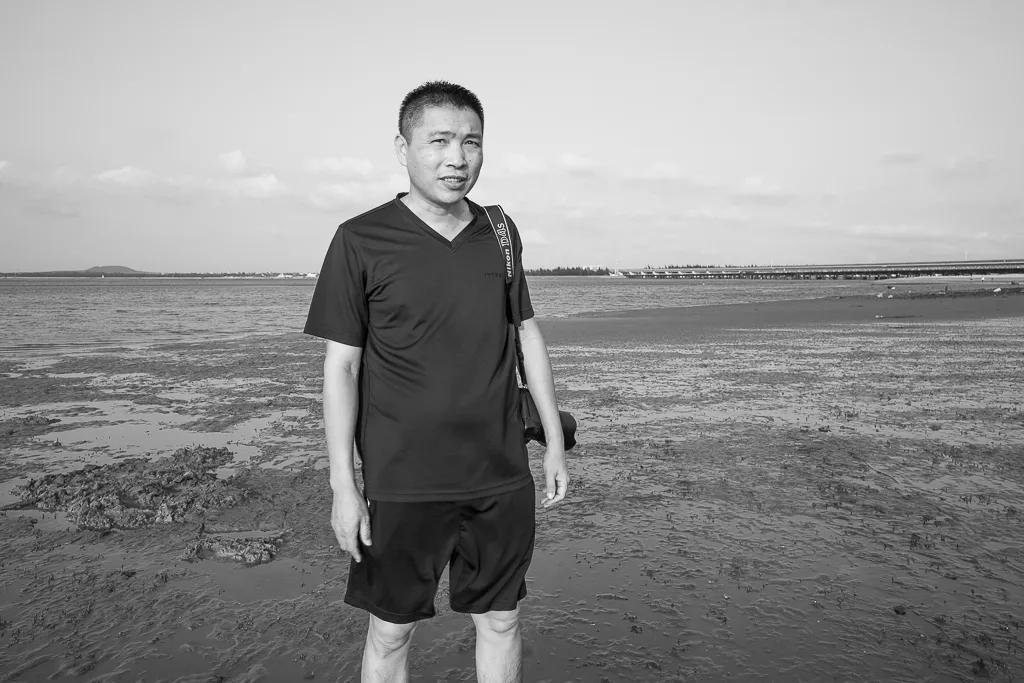 津门网邓书梁：七人足球场施建纪实