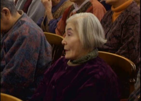 日本一*女妓**站街拉客到74岁，只为等一人