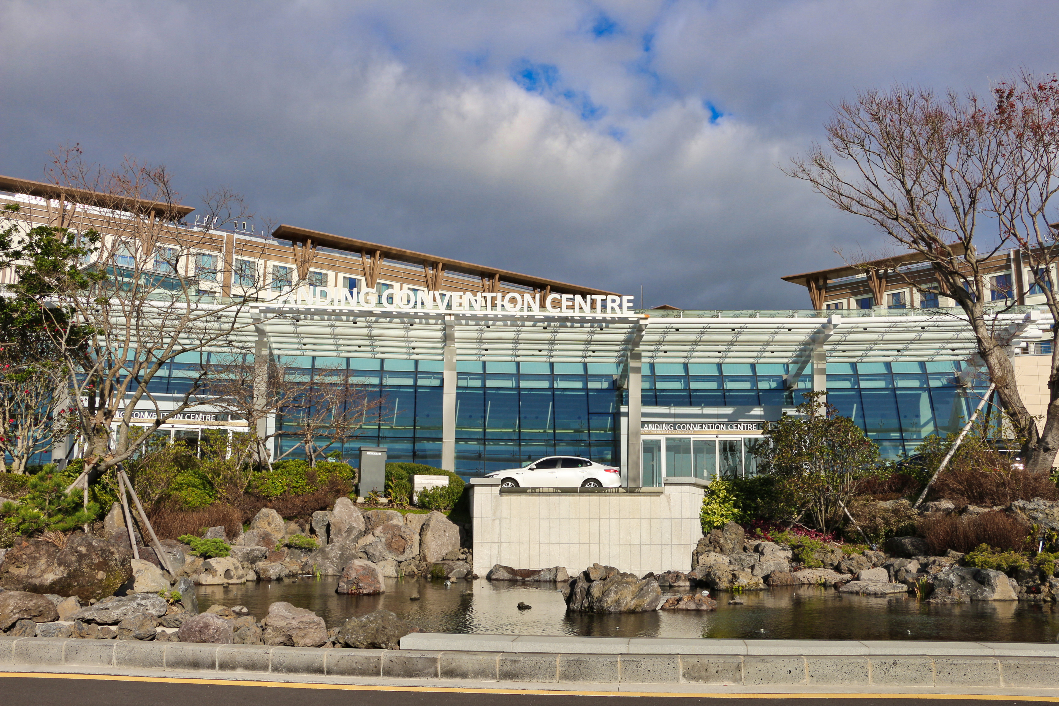 4个人在济州岛渡过4天3晚，收获美景、美食、购物全攻略