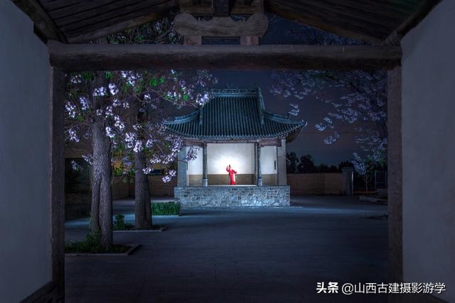 索尼a6000后键对焦怎么设置,索尼单反相机对焦有响声