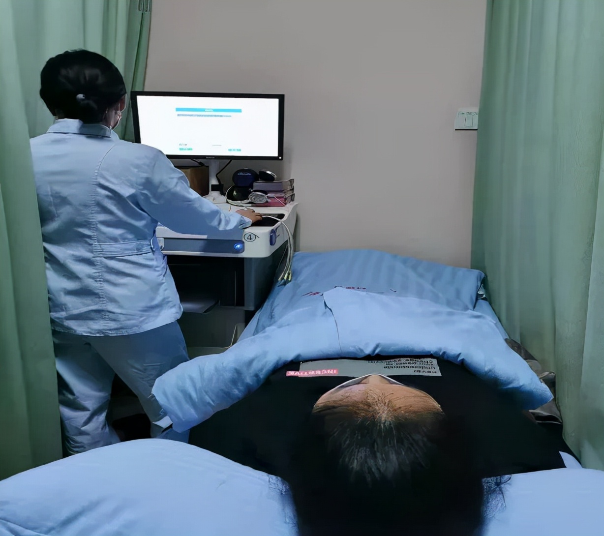 妇幼保健院关爱女性健康活动,妇幼保健院更年期义诊活动