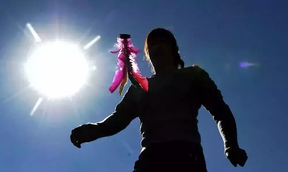 回忆杀！好想再通关一次“魂斗罗”，吃一次大大泡泡糖……