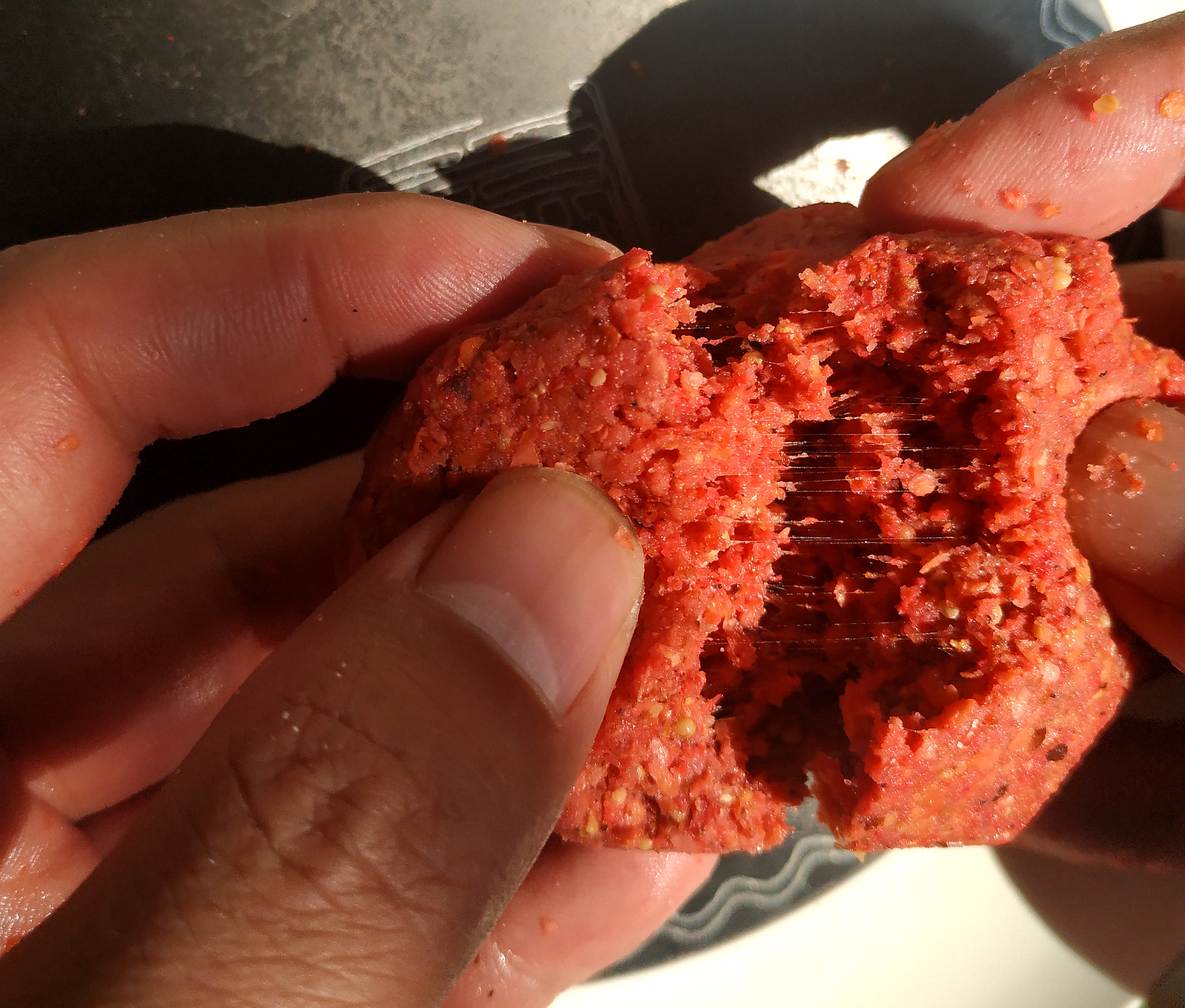 自制“拉大球”饵料有捷径:巧用海藻粉,实现拉饵又大、又密实