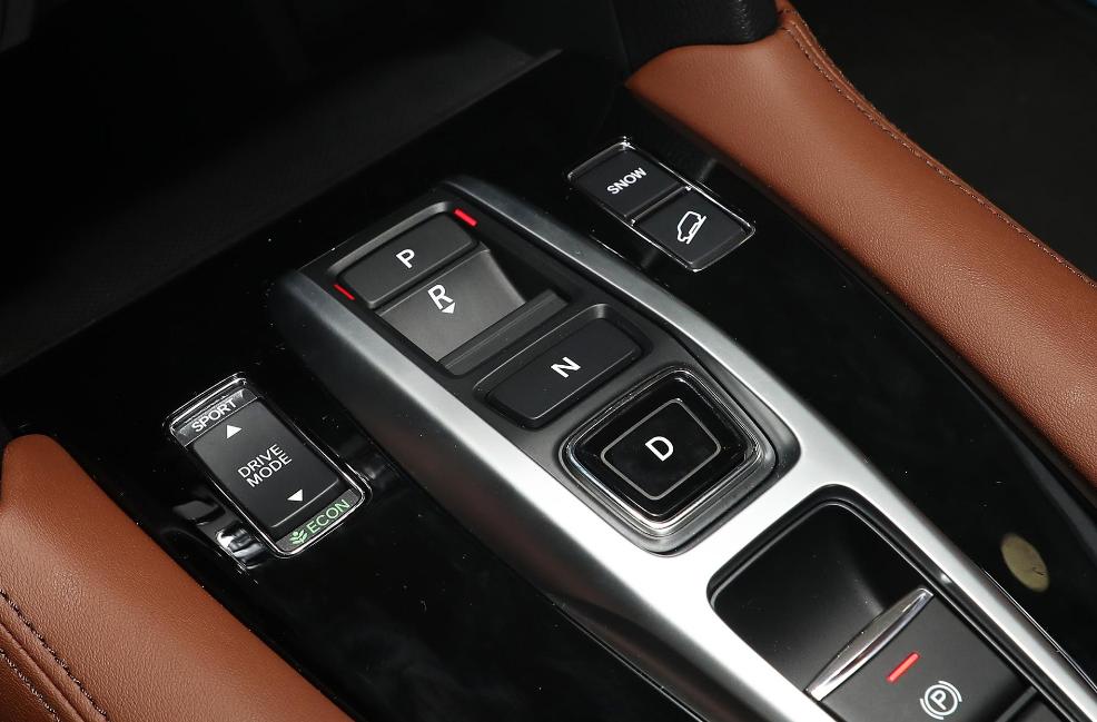 本田urv空间,本田除了urv还有其他大车吗