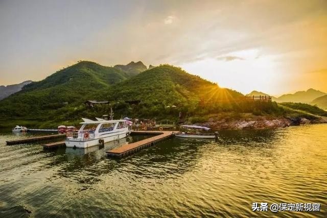 不用去桂林也能竹筏漂流,不用去桂林也能领略喀斯特地貌