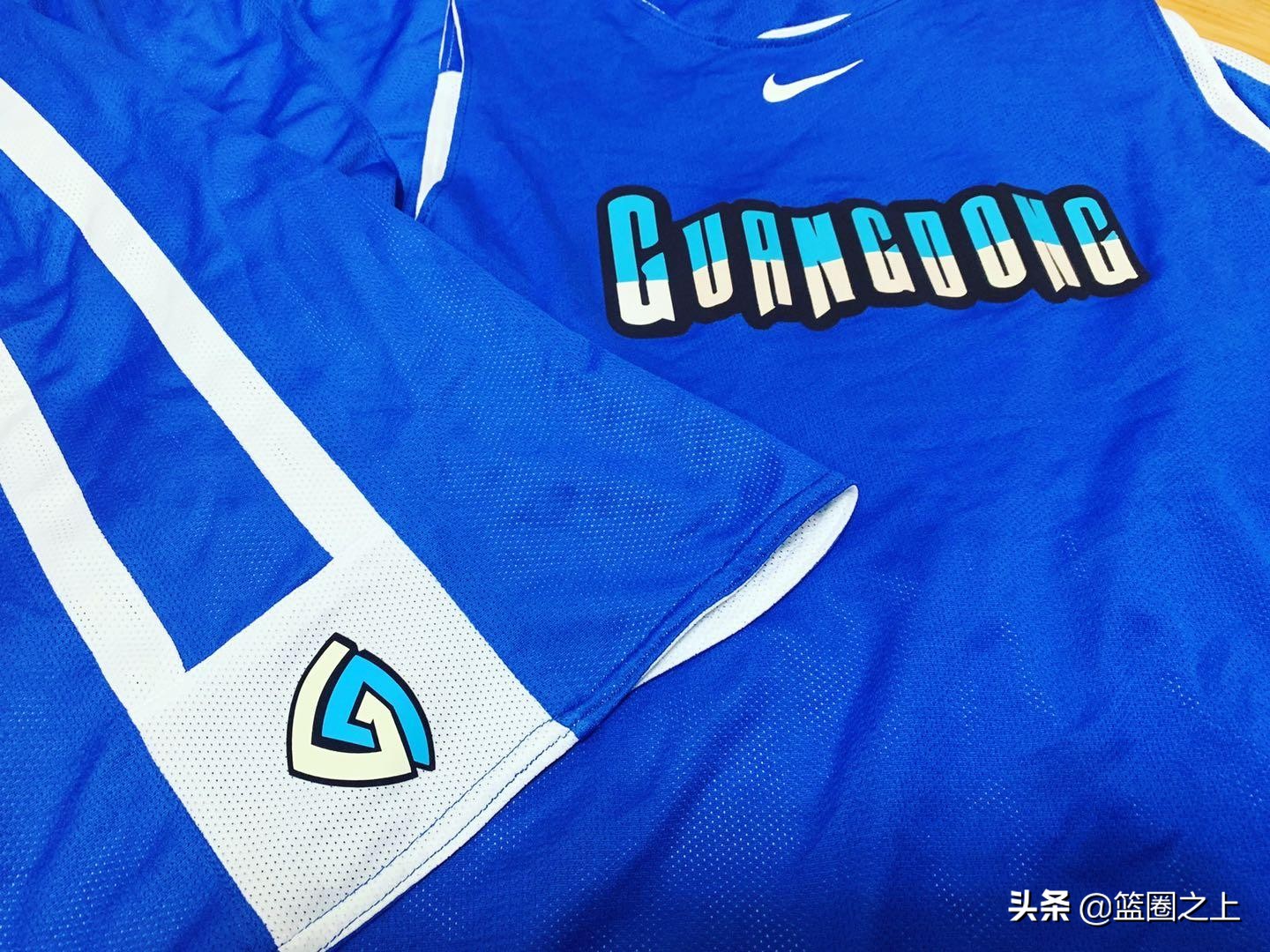 最好看的女篮球衣,最新女篮球衣设计