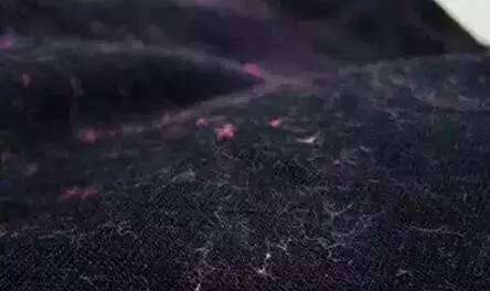 衣服有毛絮怎么解决,洗衣机毛絮粘在衣服上怎么解决