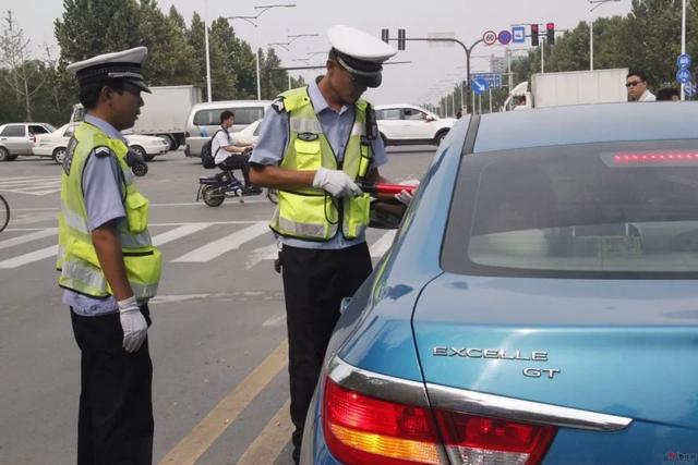 违章18分怎么样办最好,违章被扣37分怎么处理