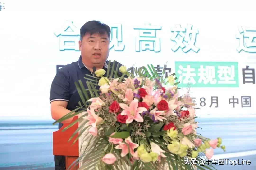 19年欧曼etx前四后八法规版自卸车,法规版欧曼est前四后八自卸车