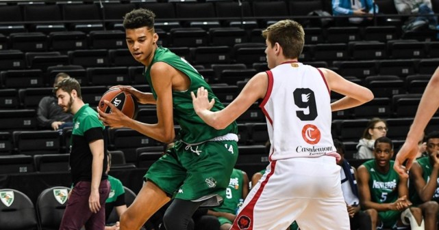 杜兰特两米三臂展,臂展三米杜兰特