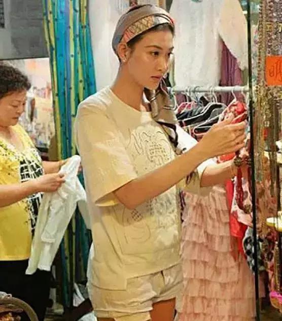 艾莉年轻照片,艾莉最恨的人是谁