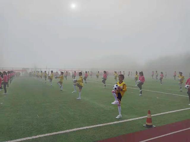 彭泽县新星学校运动会长跑,青春朝气运动会