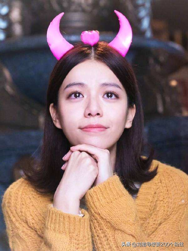 球色怡人,球色怡人莫妮卡贝鲁奇