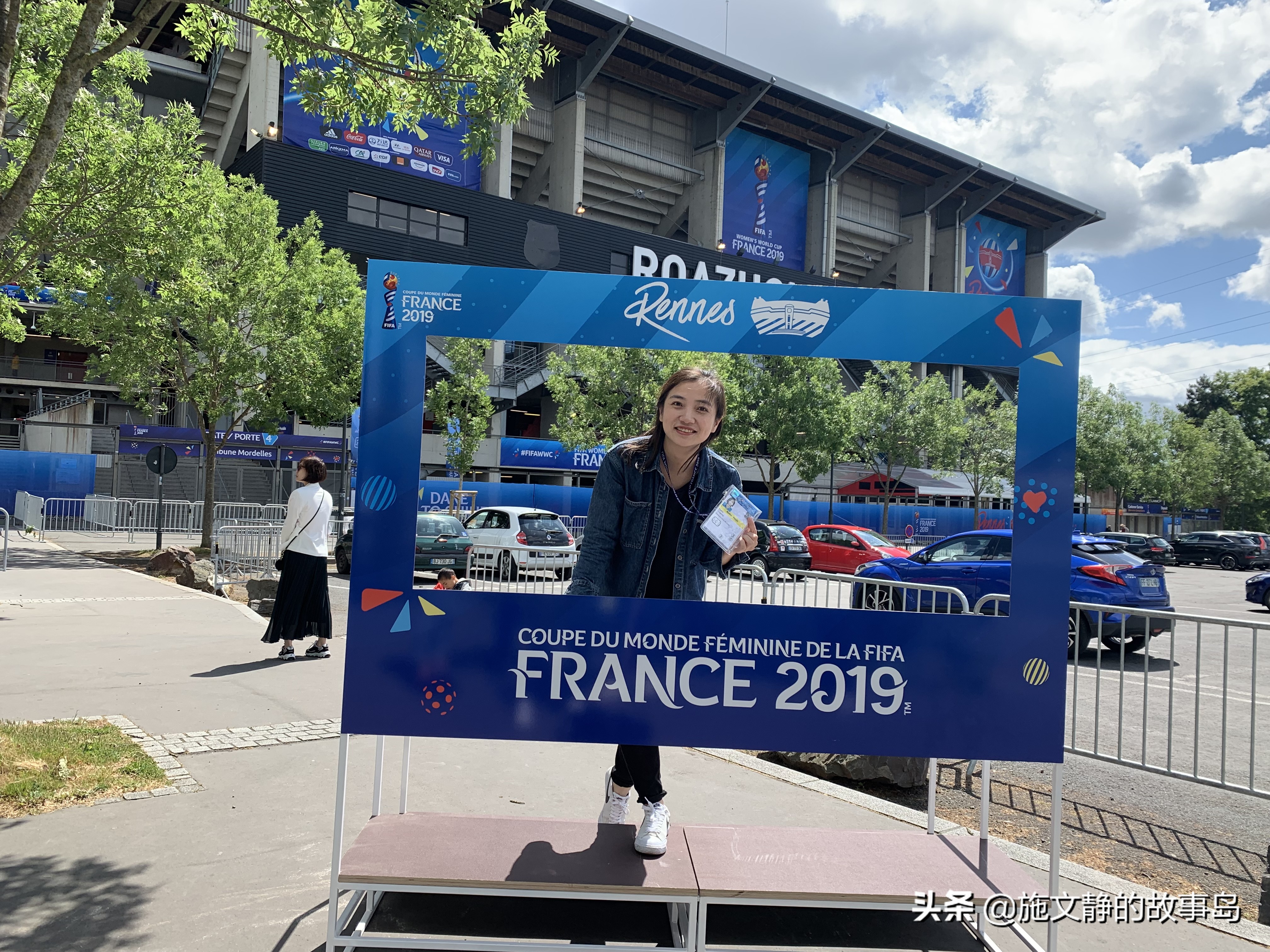 这个女生追着梦跑了二十年，终于把自己踢进了足球之梦