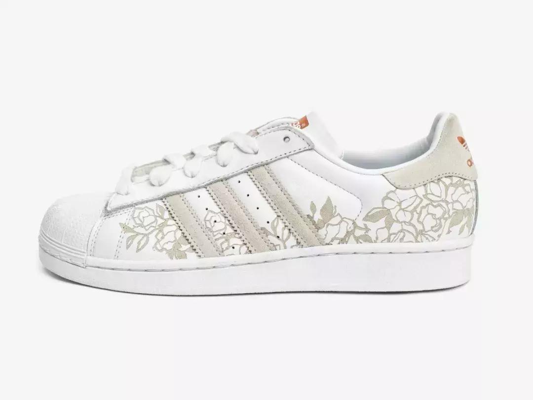 脚感舒服的时尚百搭鞋推荐adidas,adidas性价比较高的鞋款推荐