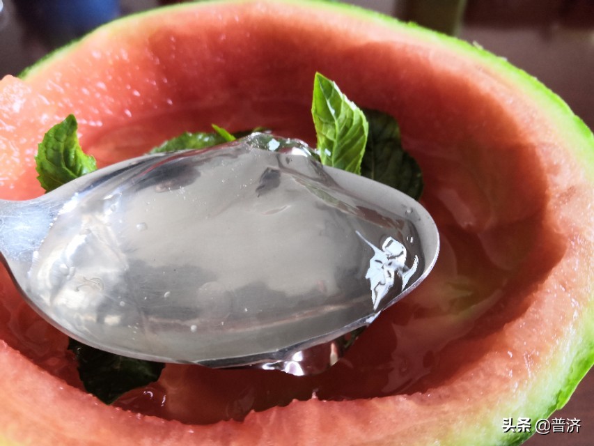 凉粉怎么做冷饮好吃,自制低热量凉粉