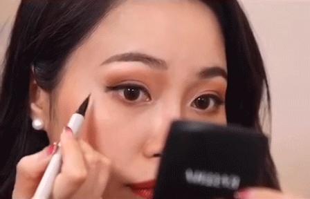 30个化妆小技巧视频教程,30个变美的技巧